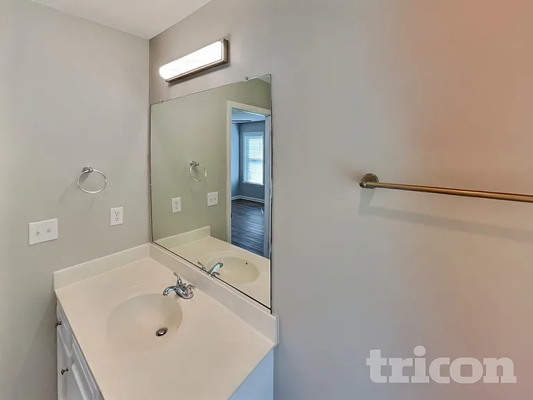2112 Saponi Village Ct — Photo 8