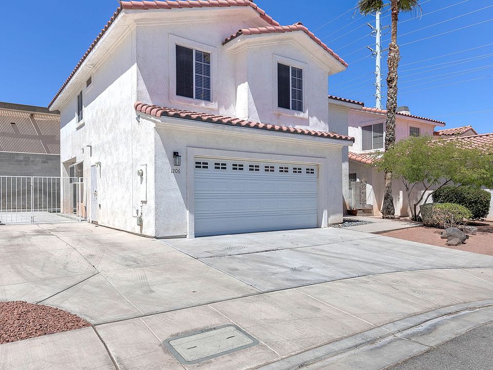 1st image of 1206 Briarstone Dr