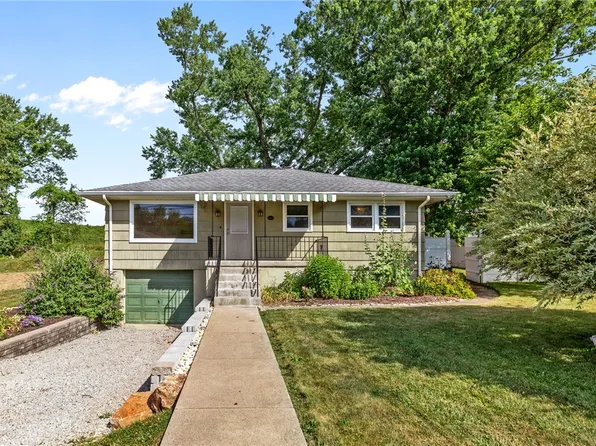 1915 Park Ave N, Washington, PA 15301