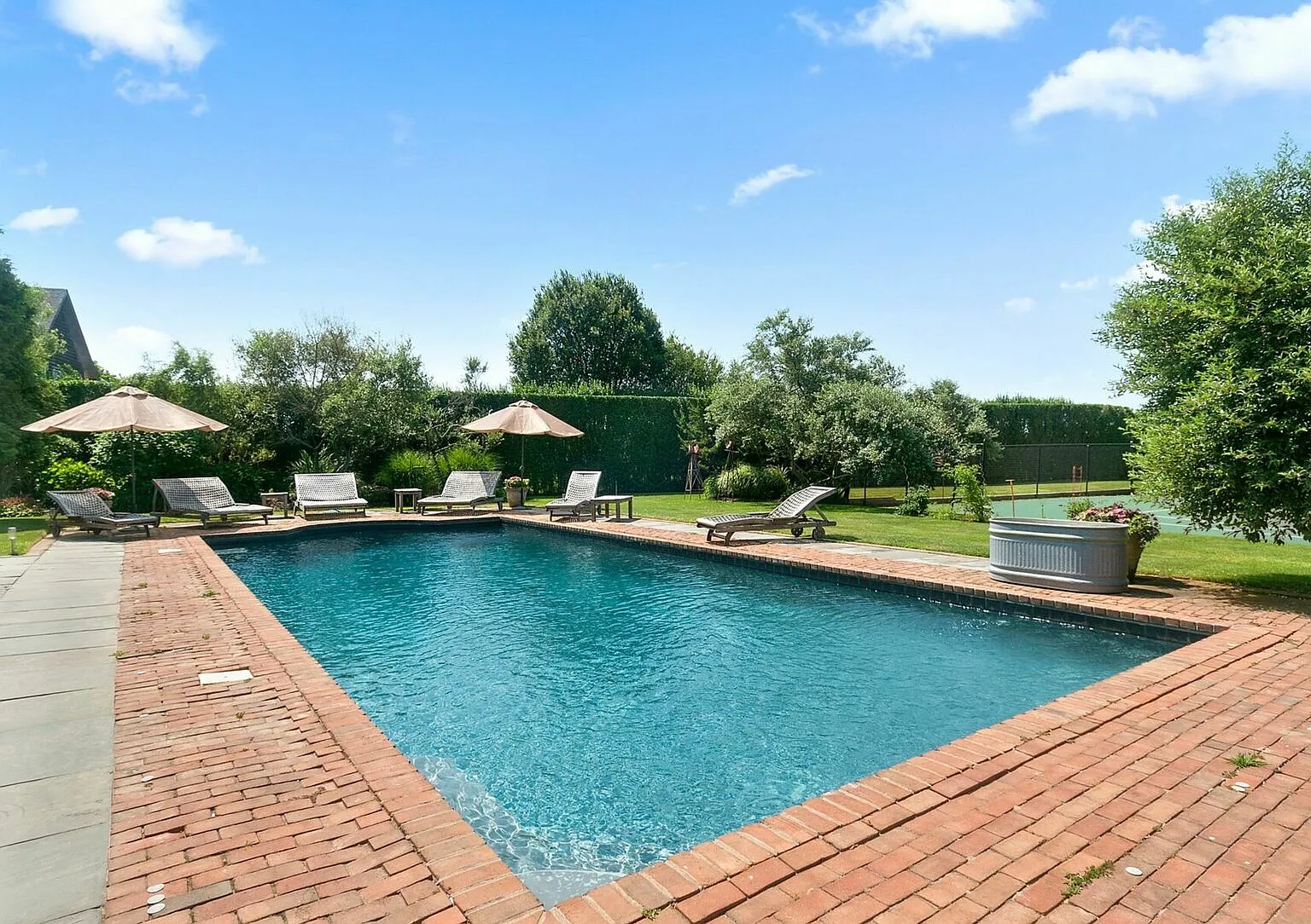 Spectacular Farm Views-Pool And Tennis And You Can Hear The Ocean — Photo 2