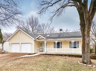 1824 Harbor Mill Dr, Fenton, MO