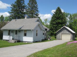 66 Sanford Ln, Newcomb, NY 12852