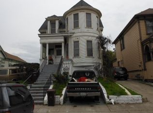 1714 Myrtle St, Oakland, CA 94607