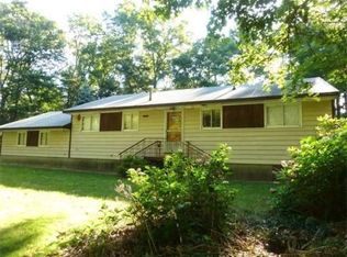 56 Cross St, Foxboro, MA 02035