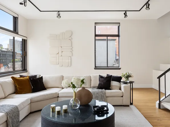 77 Bleecker Street 812 image 3 of 21