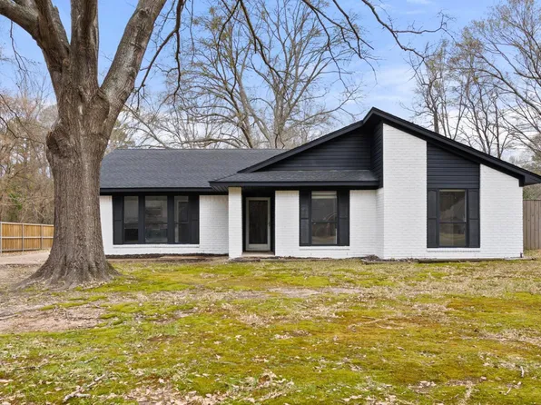 1637 Pineview Ln, Lindale, TX 75771