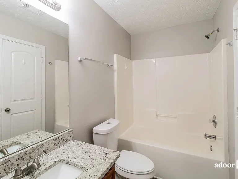 1133 McConaughy Ct — Photo 8