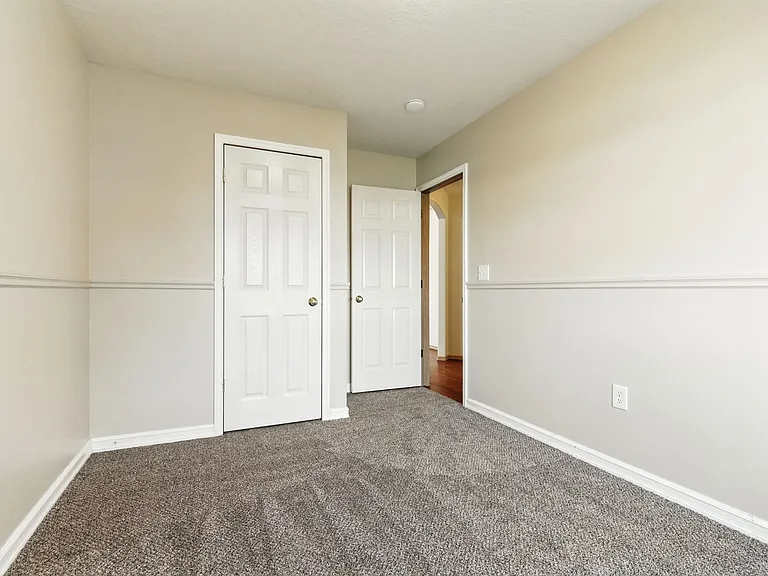 4618 E 14th Ave — Photo 15