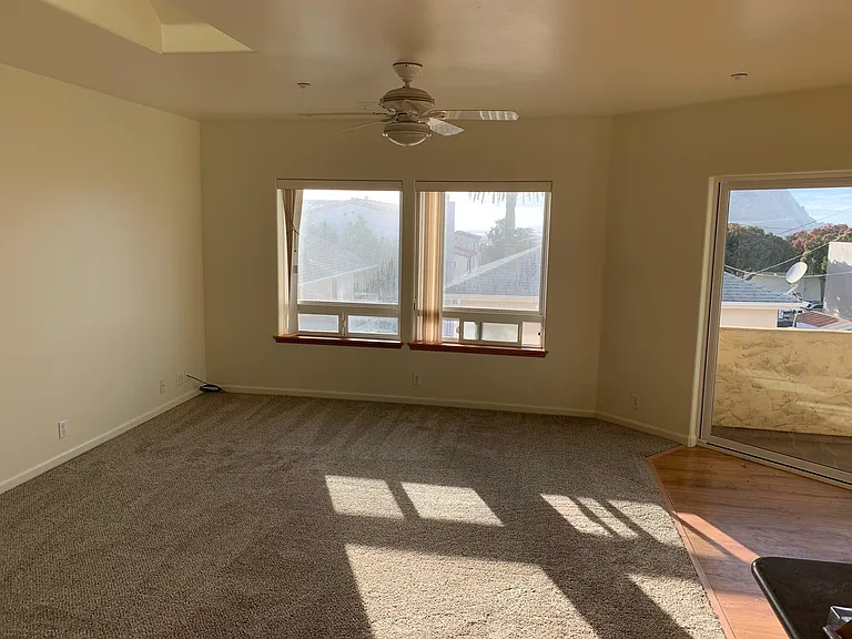 725 Napa Ave — Photo 3