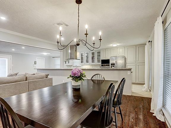 4th image of 5439 Jackwood St