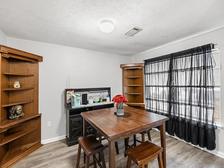 171 Swaying Pine Ct #1 — Photo 8