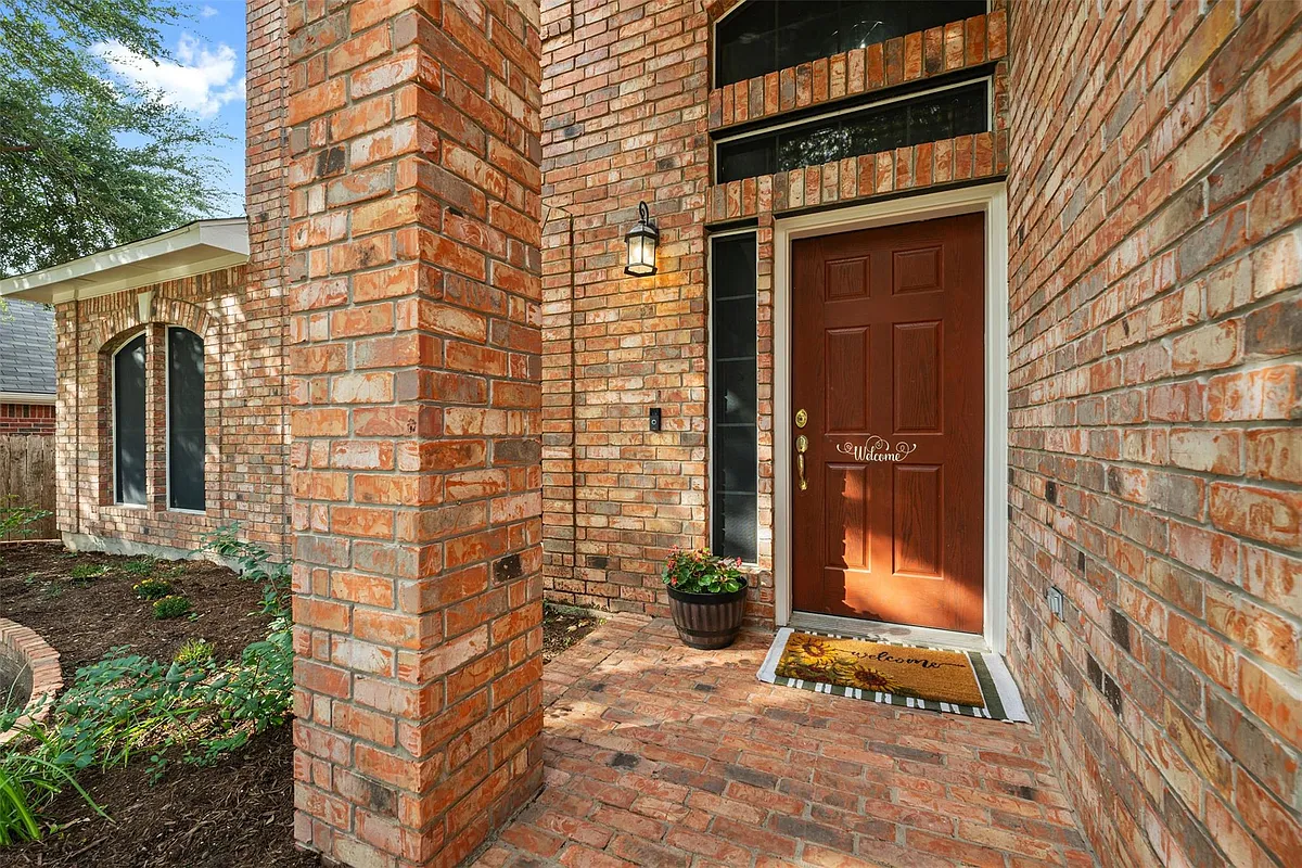 Building Photo - 4435 Hunters Lodge Dr