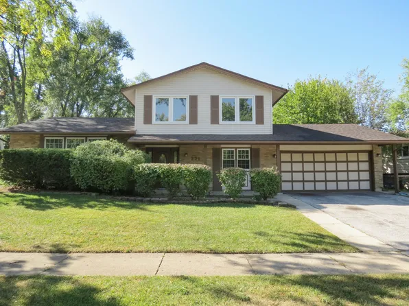 231 Charlotte Ln, Bolingbrook, IL 60440