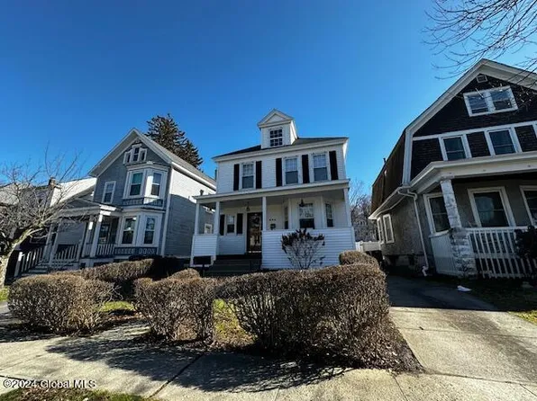 844 7th Avenue, Troy, NY 12182