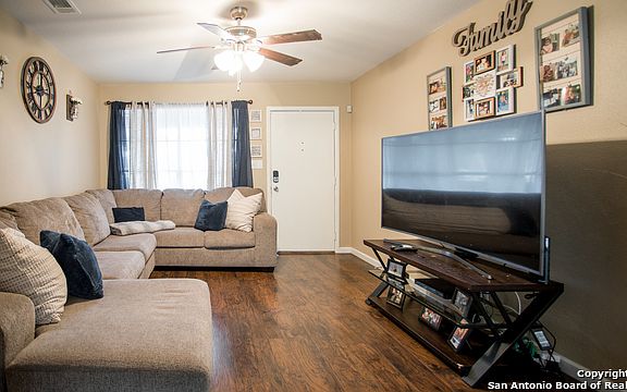 4th image of 7803 Latigo Dr