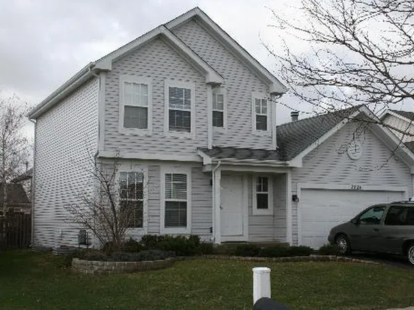 2724 Bluewater Cir, Naperville, IL 60564