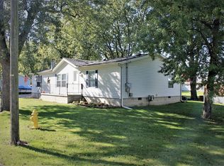 4743 Huron St, Newport, MI 48166