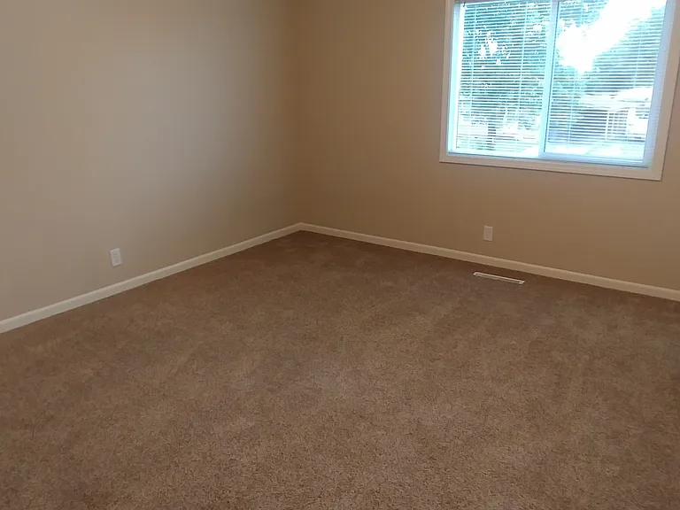 2802 Sutton Pl #2802 — Photo 60