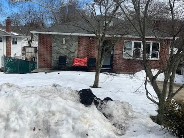 13 Gores Drive, Mastic, NY 11950