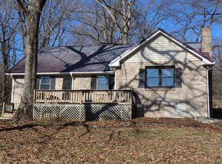 2525 Starlite Rd, Hartsville, TN 37074