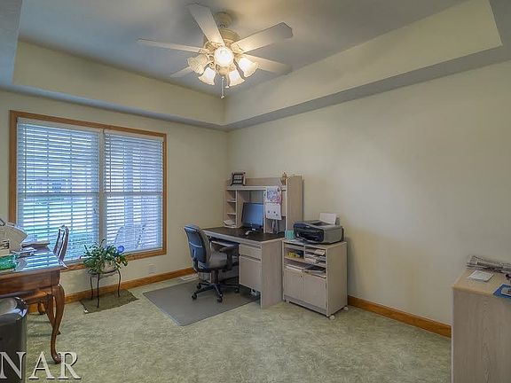 4th image of 37 Laurel Wood Dr
