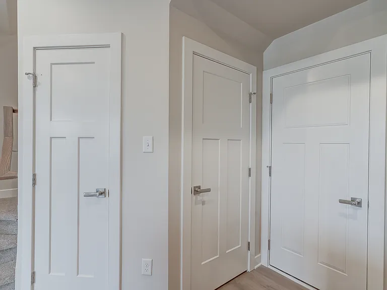 12129 Calgary Loop — Photo 17