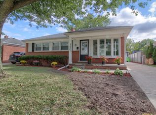 25061 Gibraltar Rd, Flat Rock, MI 48134