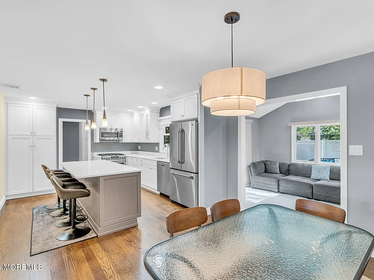 485 Freehold St — Photo 3