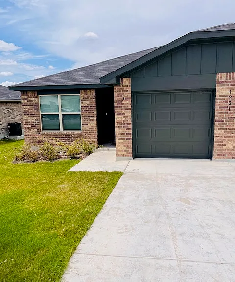 1221 Lehmann Dr #A — Photo 1