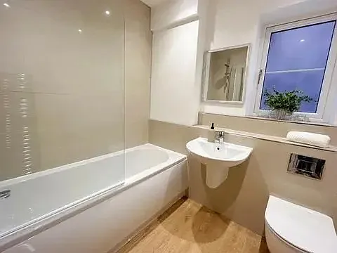 Apartment For Rent — Photo 4