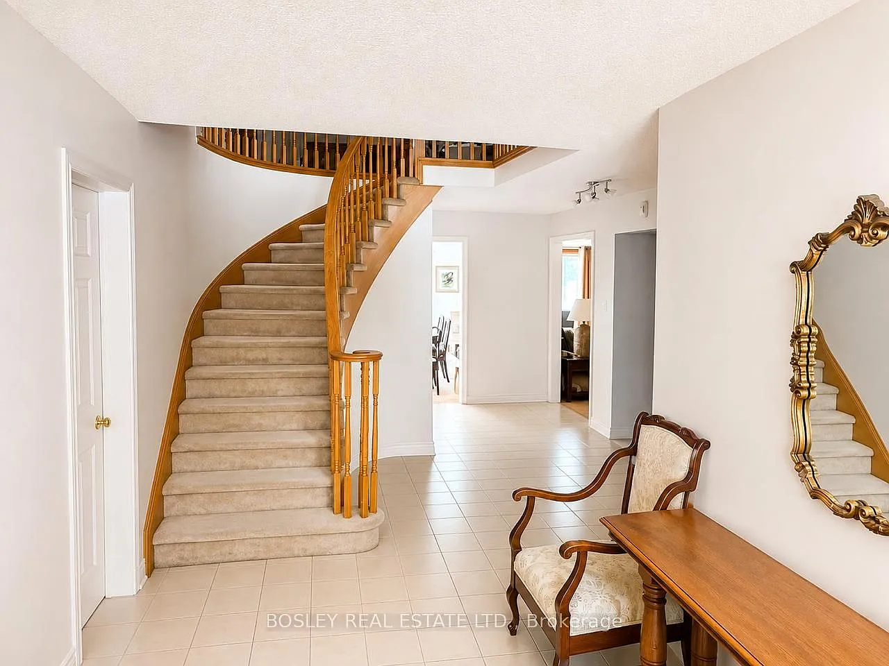 4 bed, $4,000 — Photo 2