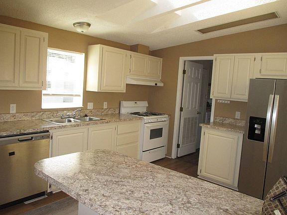 5th image of 190 Brentwood Dr #190