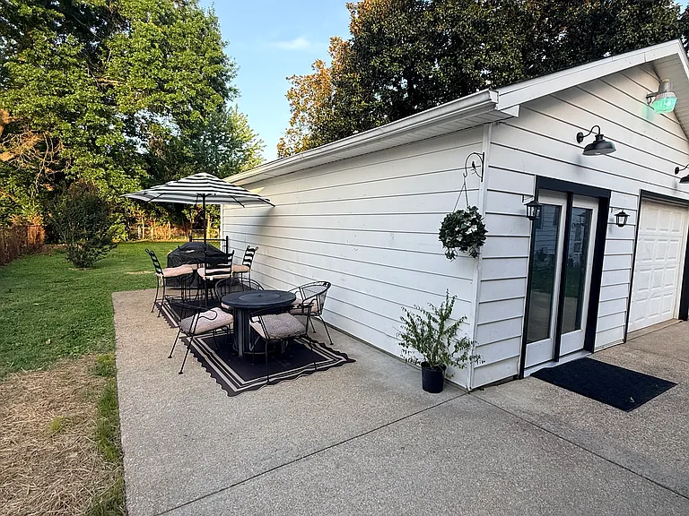 1166 Vann Ave — Photo 15
