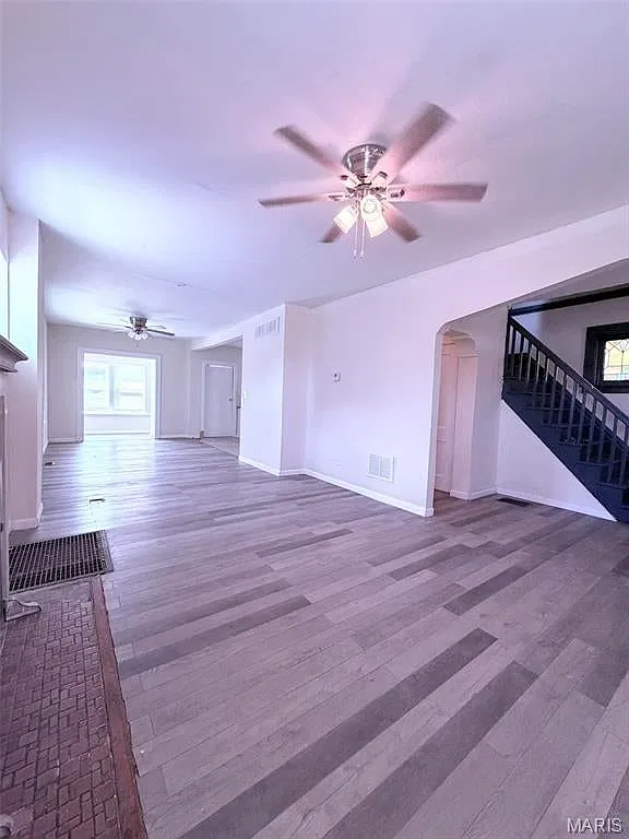 3 bed, 828 sqft, $1,300 — Photo 4