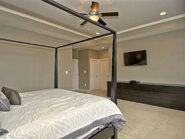 23314 Evening Primrose Sq — Photo 12