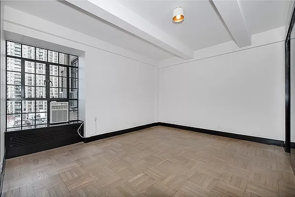 Rented by Compass | media 2