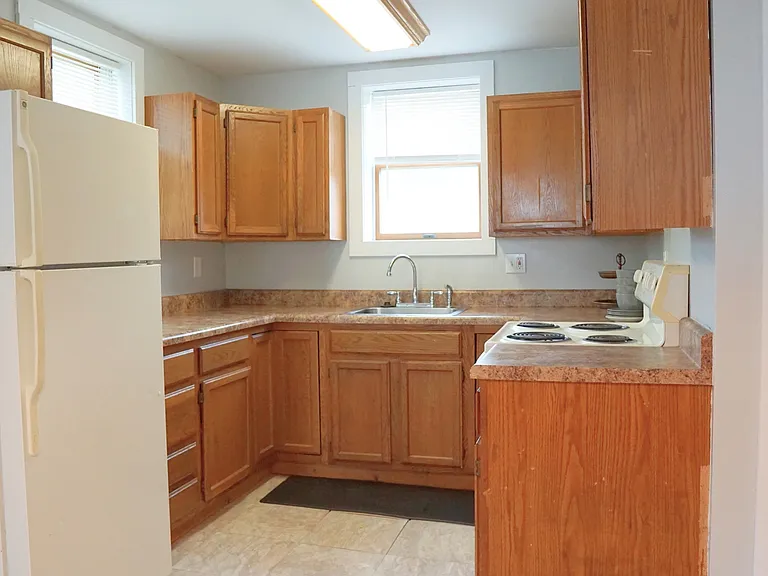143-149 Protection Ave #143 — Photo 3