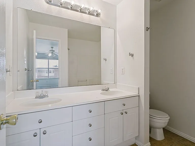 1519 Barbara Dr — Photo 6