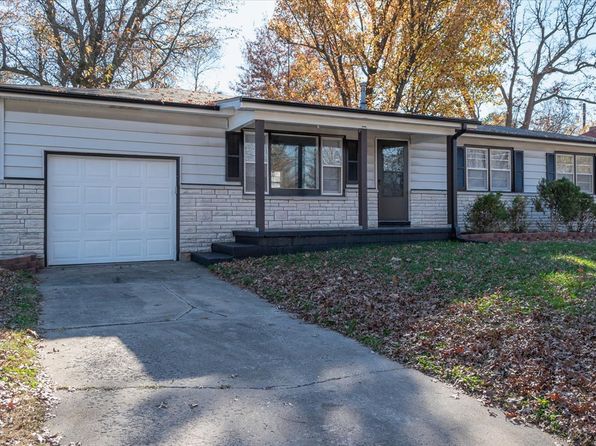 2918 E Bergman Dr