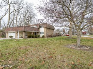 4236 S Terrace View St, Toledo, OH 43607