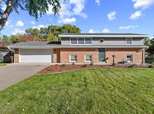 5220 Lowry Ter, Golden Valley, MN 55422