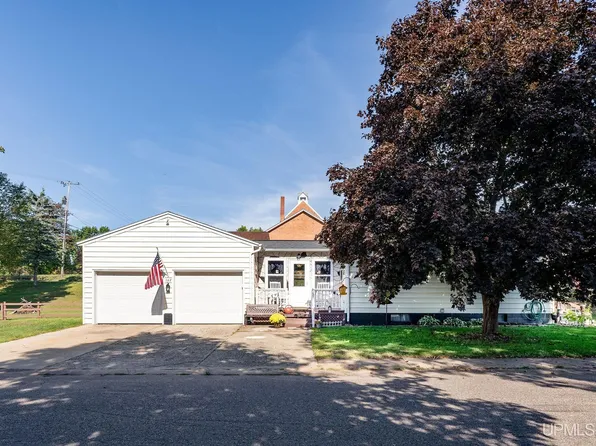 167 N Pine St, Gwinn, MI 49841