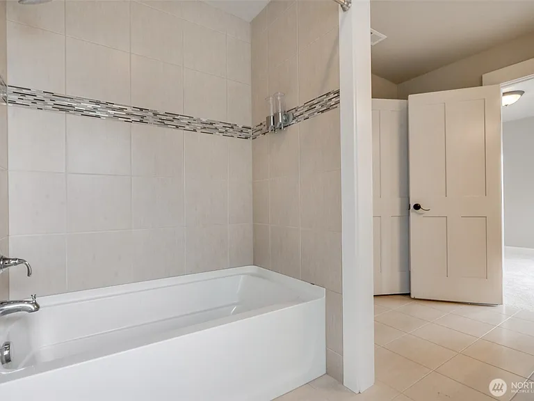 4307 166th Ln SE — Photo 30