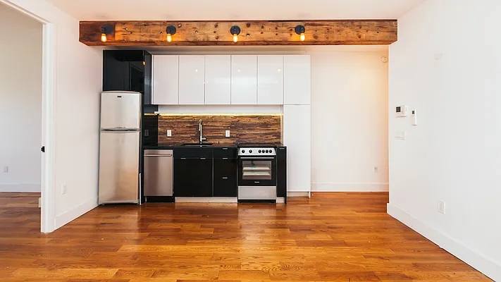 Rented by Nooklyn NYC LLC | media 27