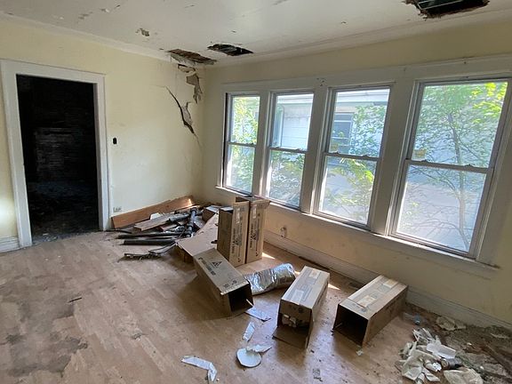 4th image of 12033 S Wentworth Ave