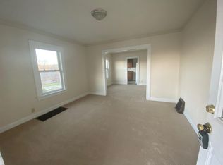 6 Th St, Bridgeport, OH 43912