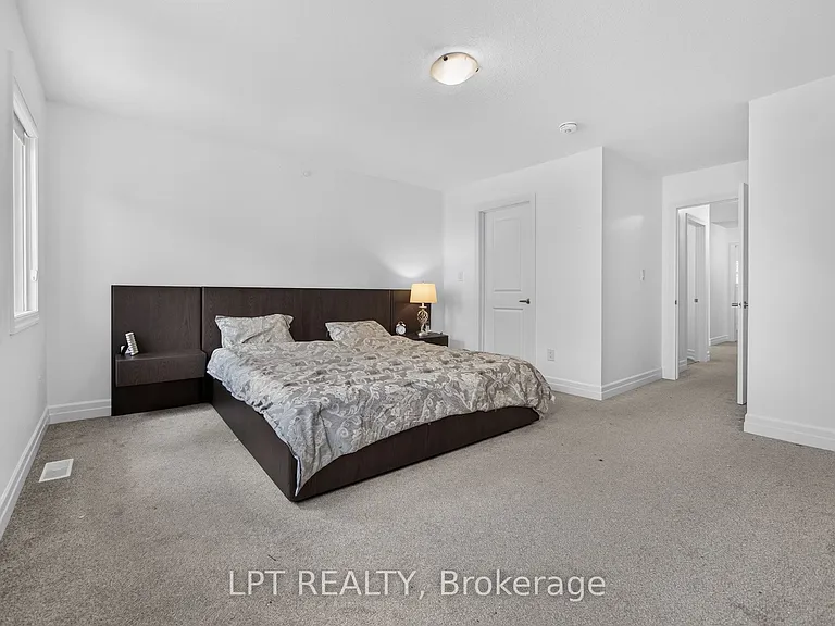 148 Hollybrook Trl S — Photo 26