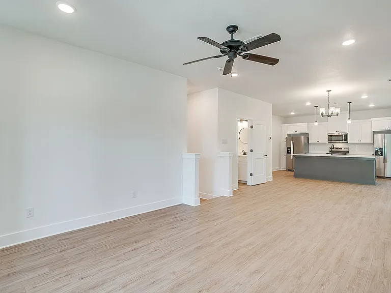 2341 Benbrook Blvd — Photo 51