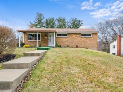 140 Connie Dr, Pittsburgh, PA, 15214