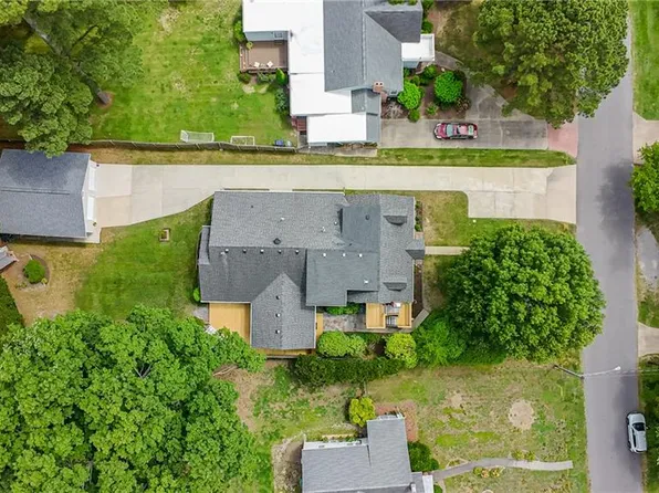 214 Sir Oliver Rd, Norfolk, VA 23505